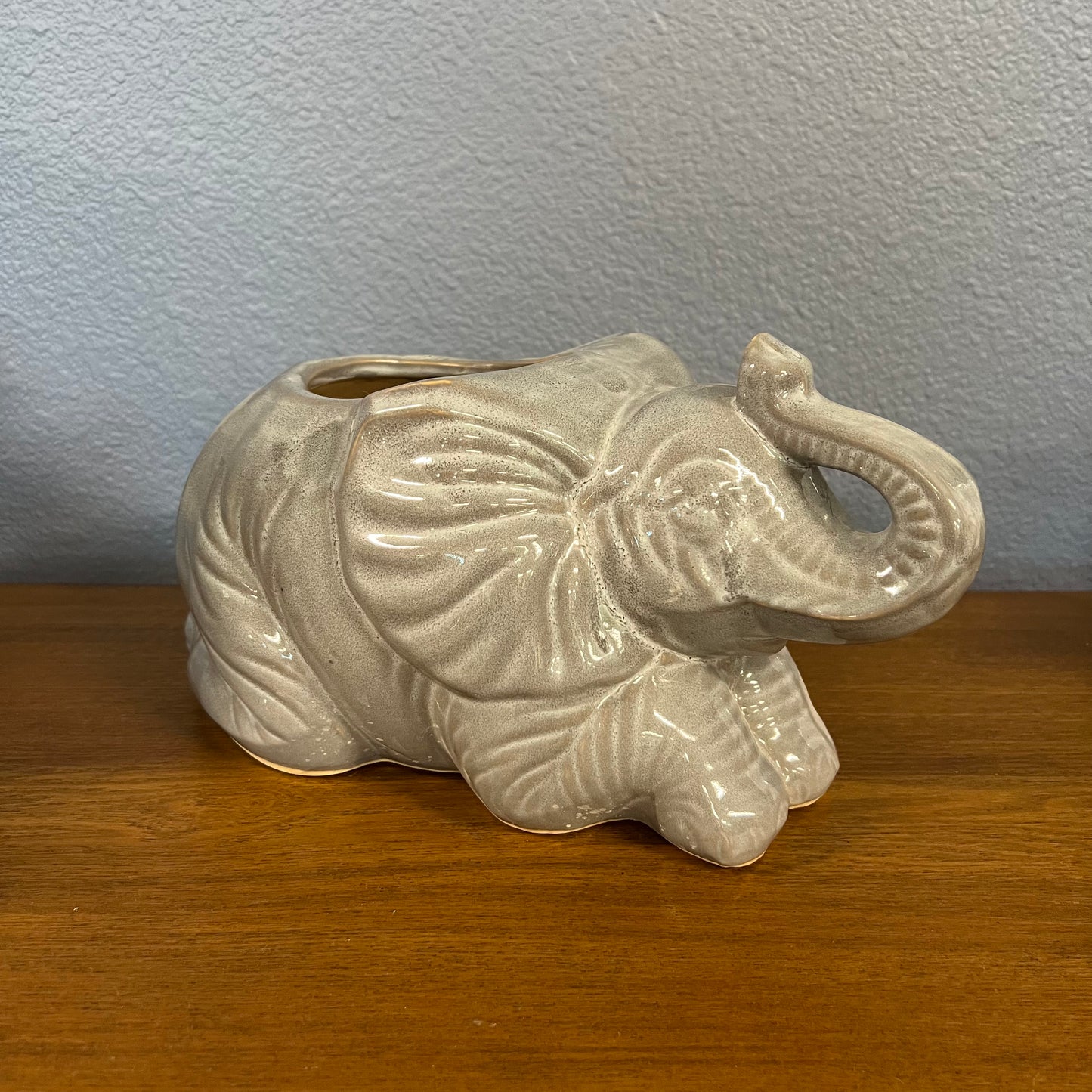 4” Elephant Pot